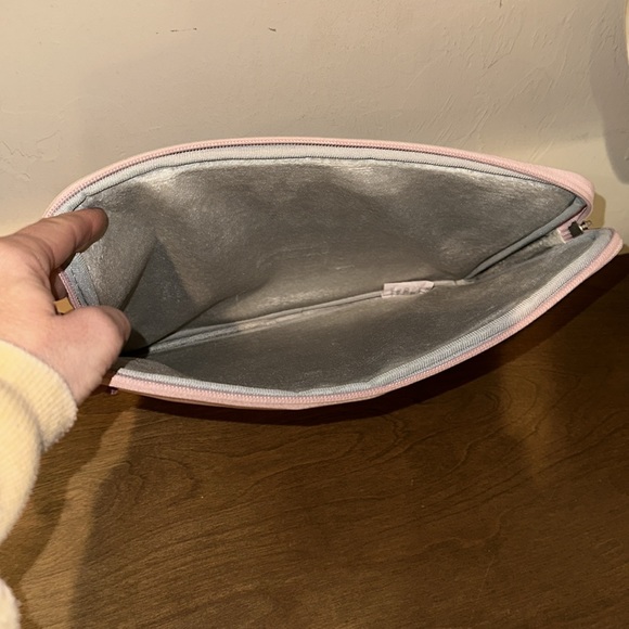 Laptop or iPad case - Picture 3 of 5